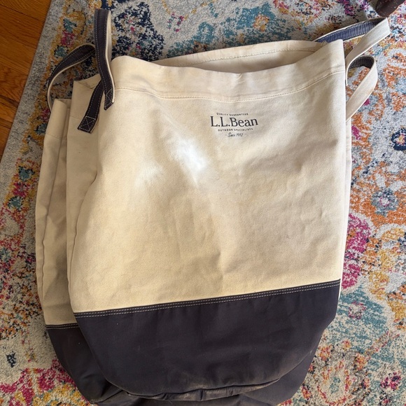 L.L. Bean pair of canvas laundry Bag - Cream and Navy
